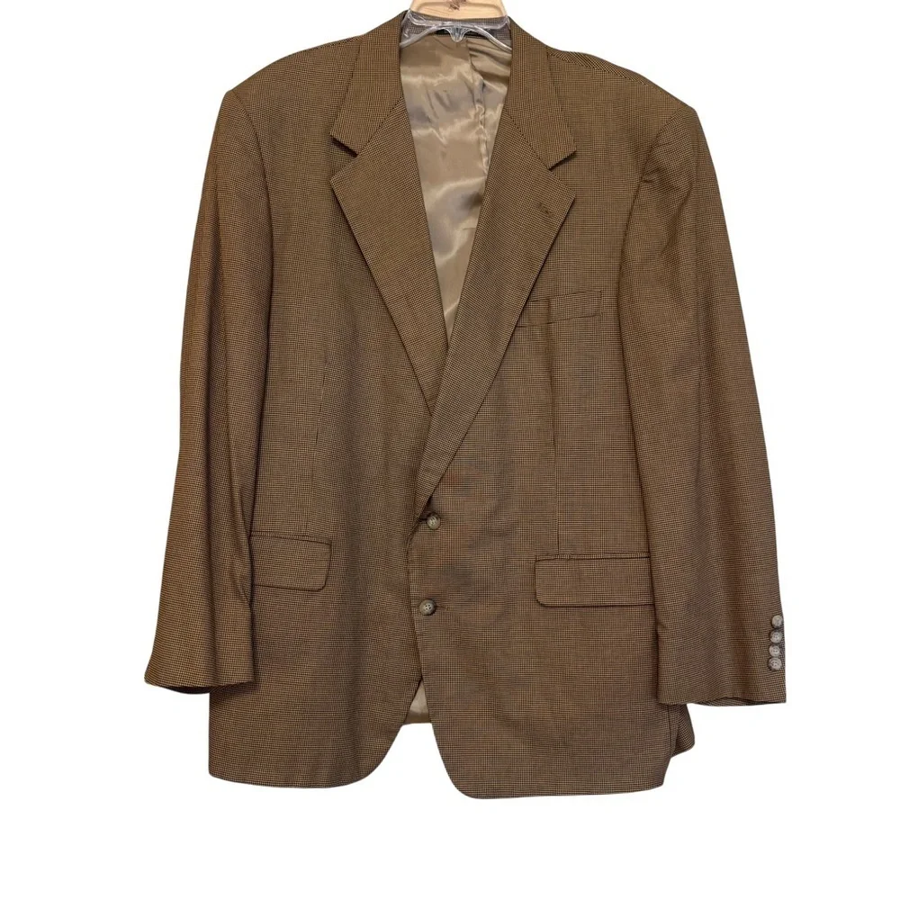 Willis&Geiger tailored pride